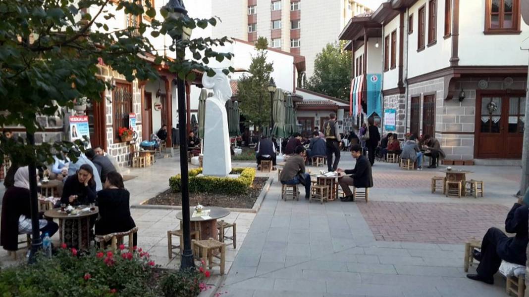 Sanatseverler hazır olun: Ankara'nın en havalı sokağı makyajlanıyor! Başkentin cazibe merkezinde değişim başladı 35